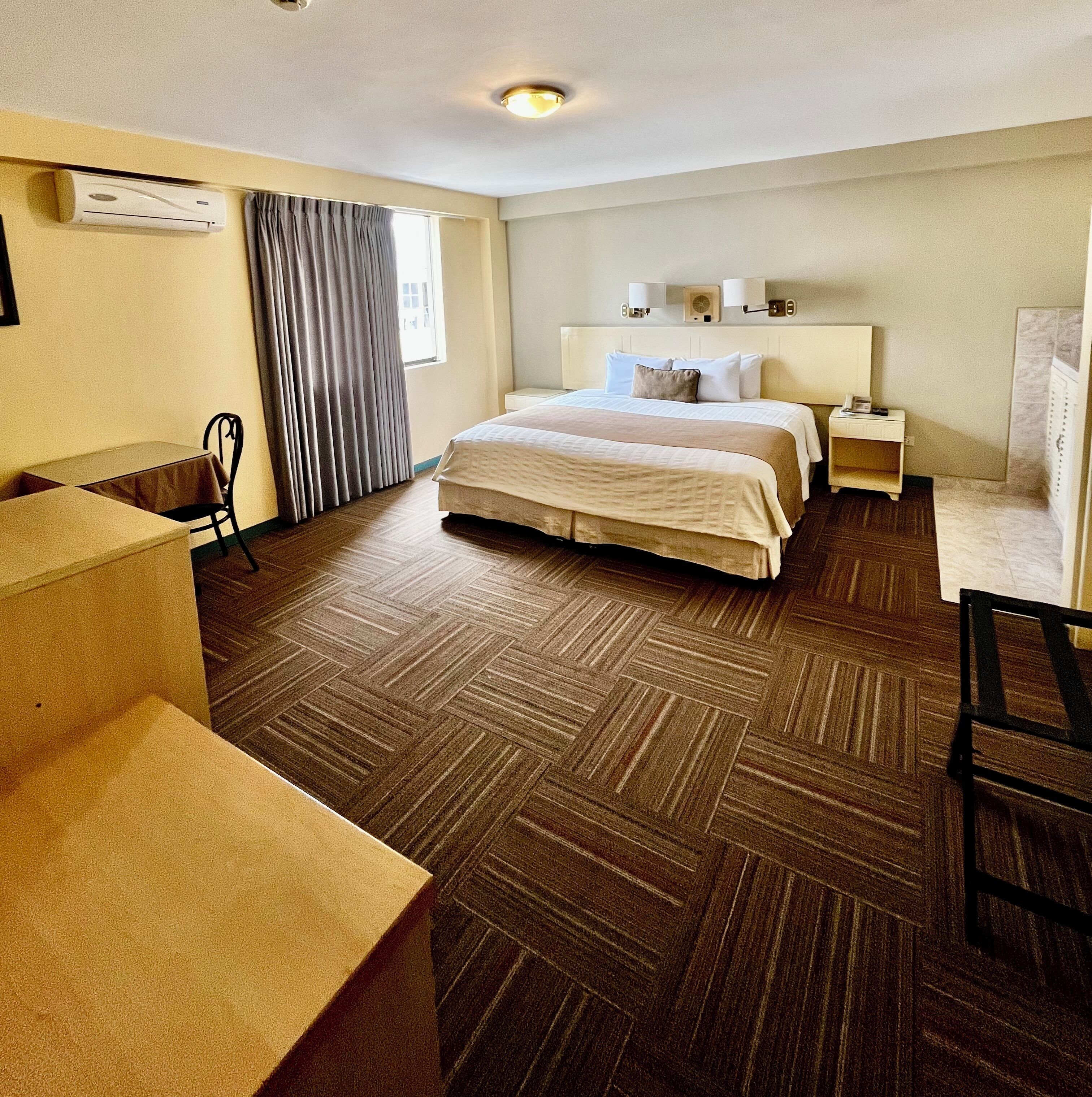 Photo - Embajadores Hotel