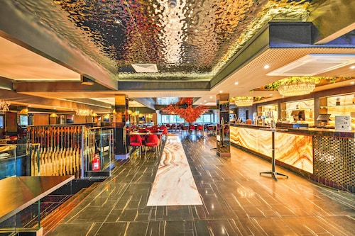 Palms Hotel & Retreat By Palette London Romford