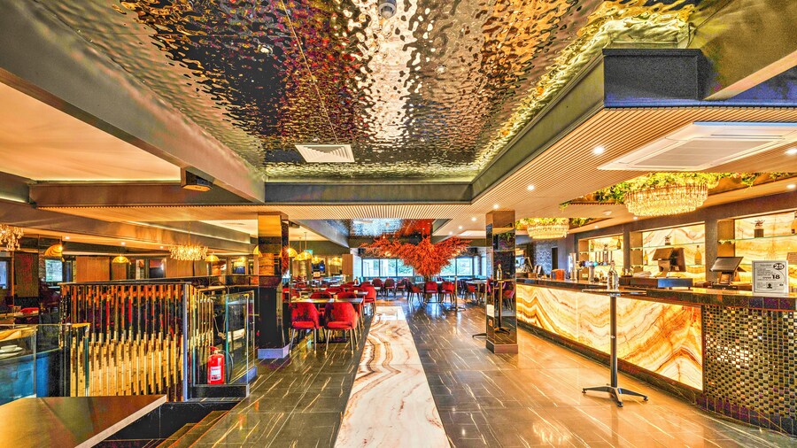 Palms Hotel & Retreat By Palette London Romford