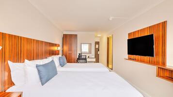 Kamar Twin Standar | 1 kamar tidur, meja kerja, kedap suara, dan setrika/meja setrika