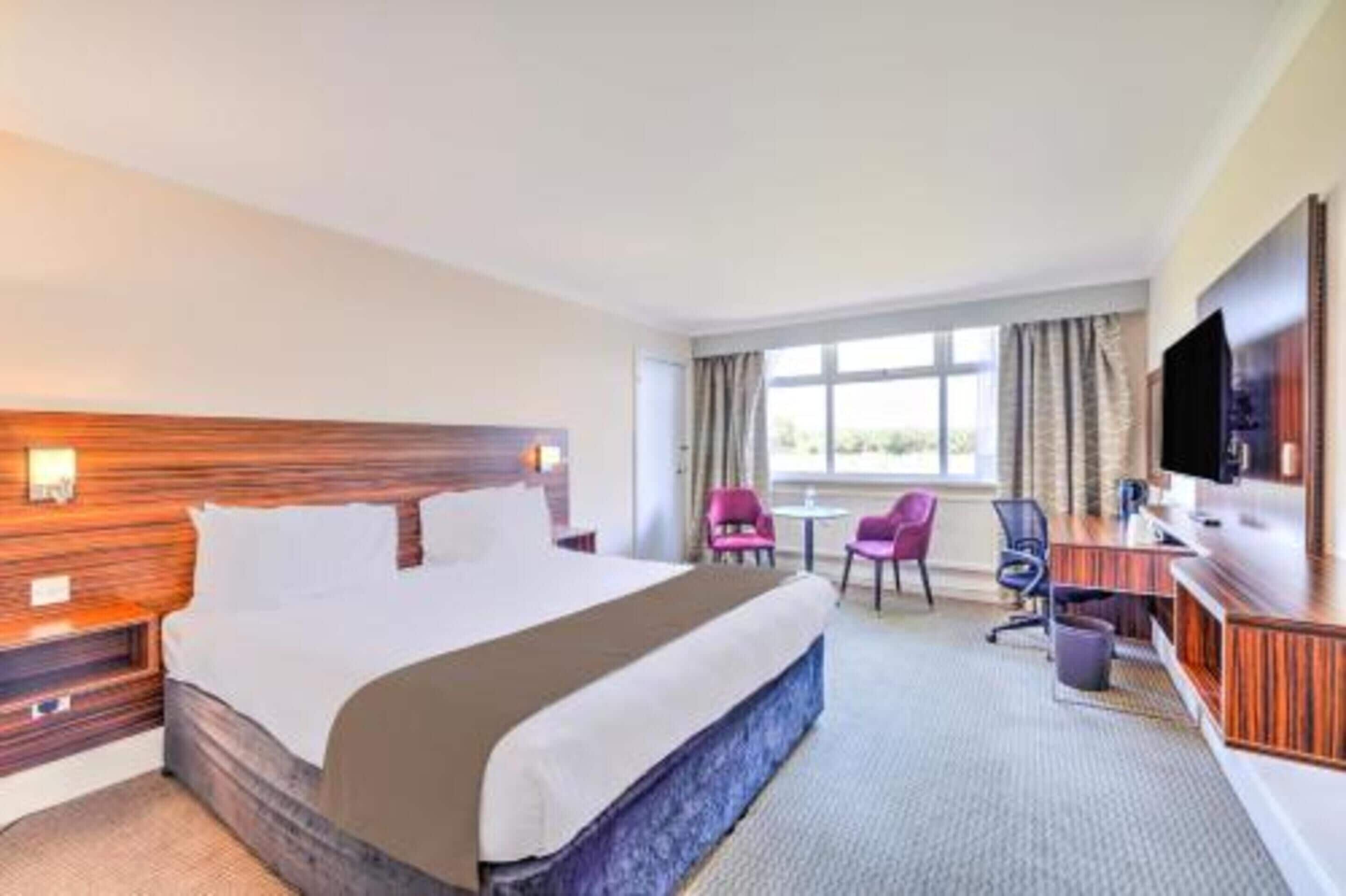 Bridal Suite | Desk, soundproofing, iron/ironing board, free WiFi