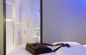 Chambre simple | 1 chambre, literie de qualité, coffre-fort, bureau
