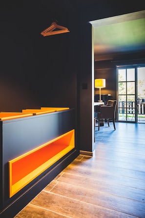 Superior-Doppelzimmer, 2 Einzelbetten | Schreibtisch, kostenloses WLAN, Bettwäsche
