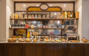 Daily buffet breakfast (EUR 16 per person)