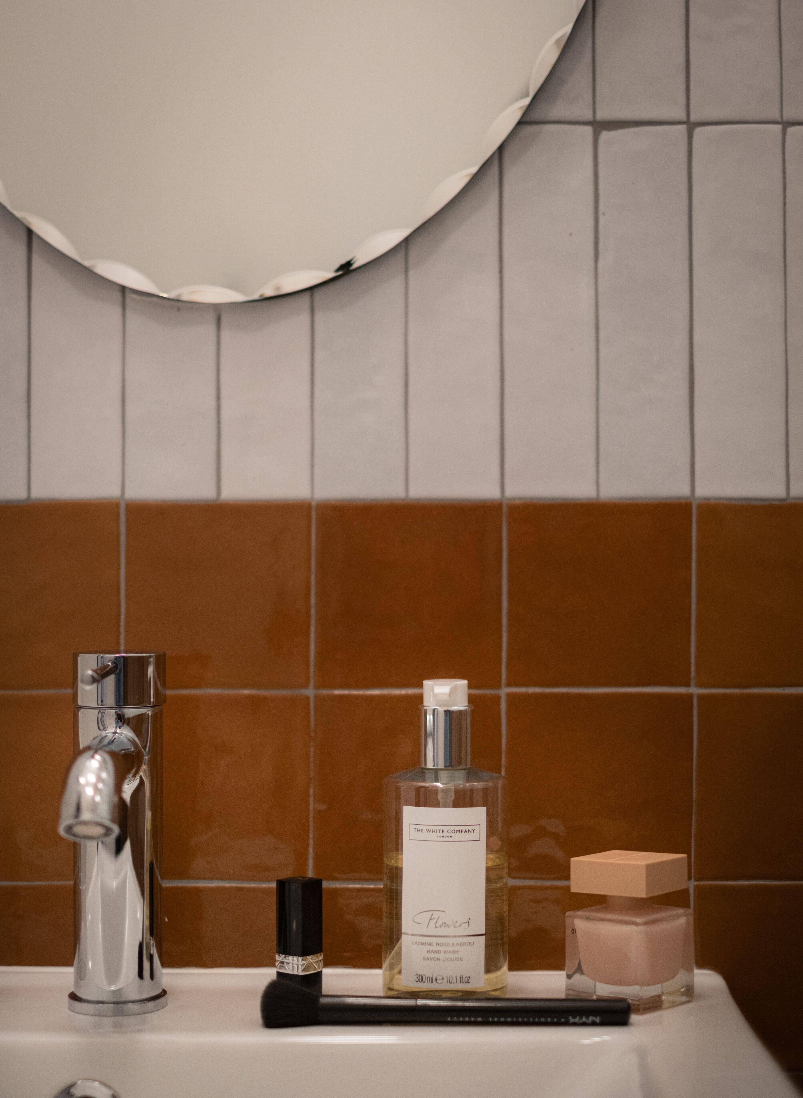 standard twin room | bathroom | shower, hair dryer, towels, soap