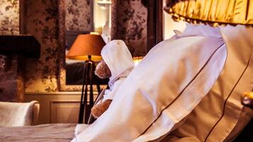 Deluxe kamer (Deluxe Heritage) | Hypoallergeen beddengoed, een minibar, een kluis op de kamer