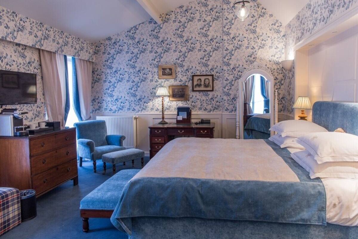 Quarto luxo (Deluxe Heritage) | Roupas de cama antialérgicas, frigobar, cofres nos quartos