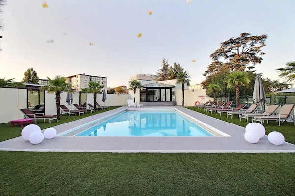 Piscina stagionale all'aperto