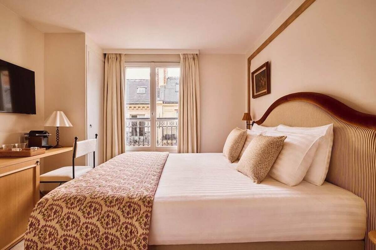 Premium bedding, minibar, in-room safe, individually decorated