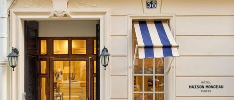 Majoituspaikan julkisivu