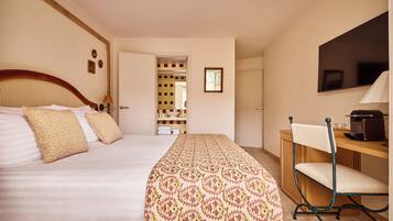 Ropa de cama de alta calidad y minibar