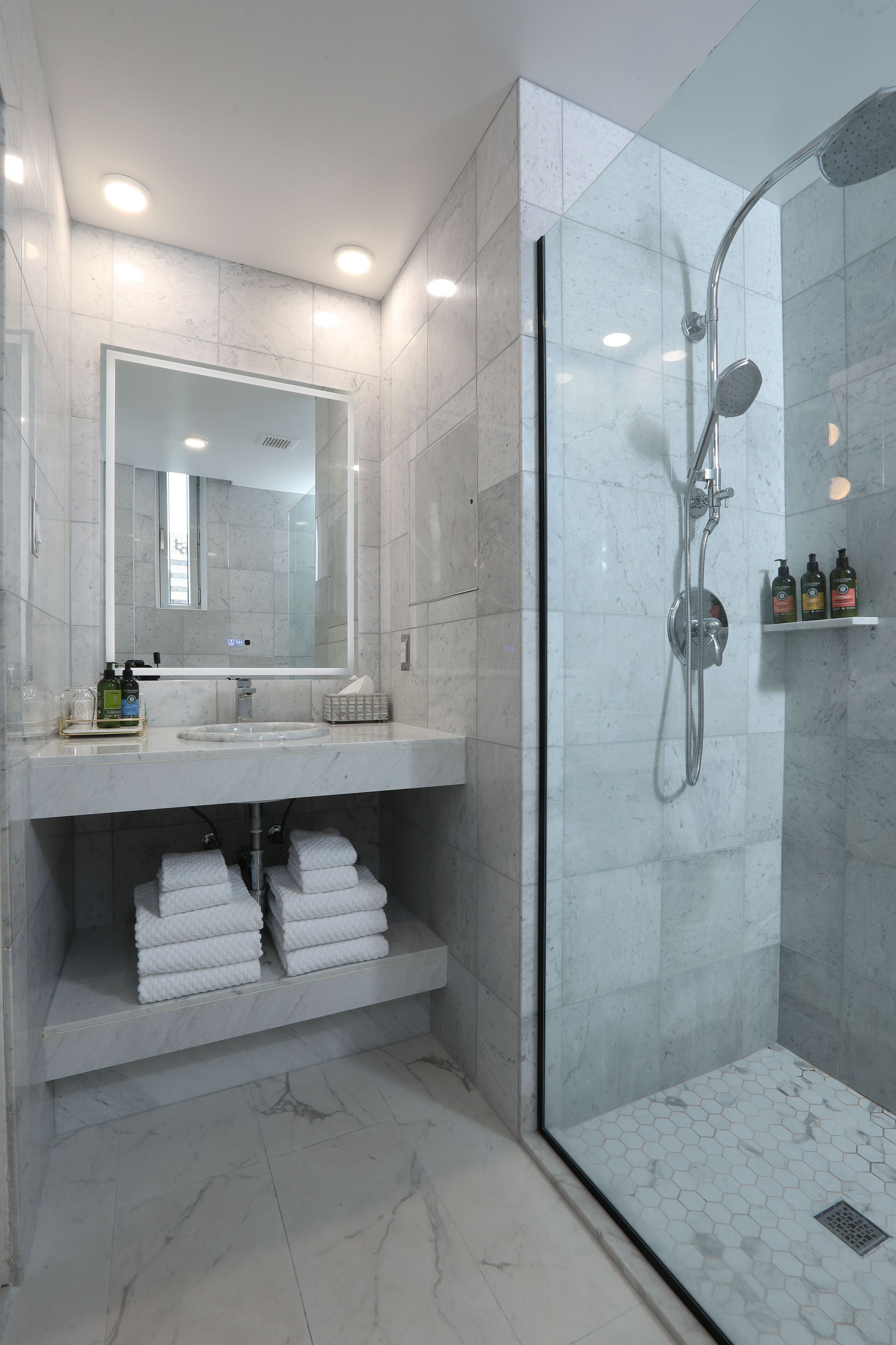 suite, 2 queen beds, non smoking (upgrade) | bathroom | designer toiletries, hair dryer, bathrobes, towels