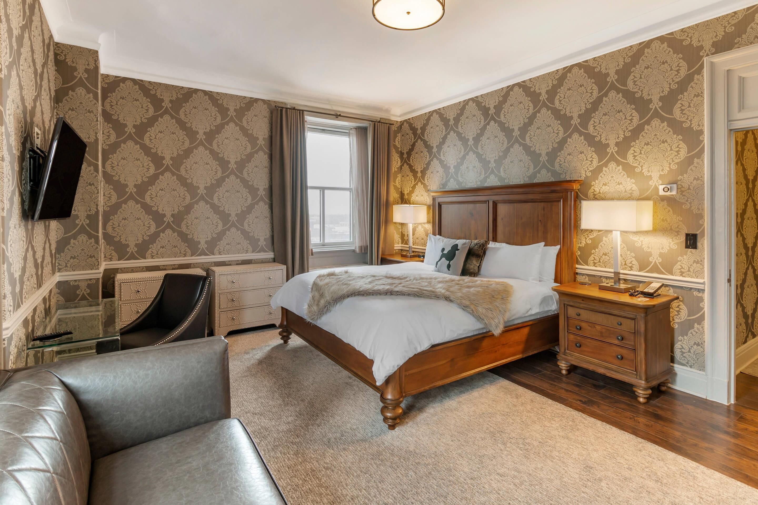 Premium bedding, down comforters, pillowtop beds, desk