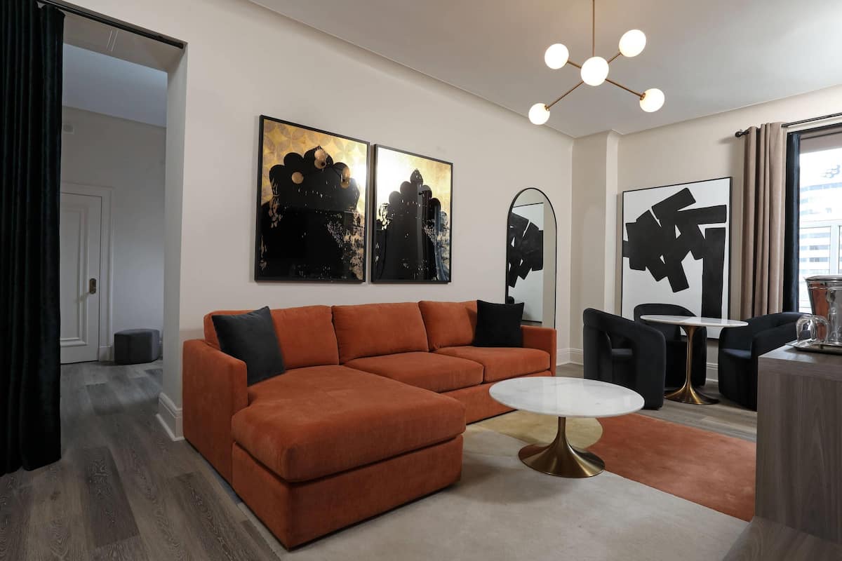 Premium bedding, down comforters, pillowtop beds, individually furnished