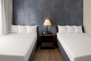 Deluxe Room, 2 Double Beds | Premium bedding, desk, laptop workspace, blackout drapes - Granada Hotel Santa Clara (Santa Clara)
