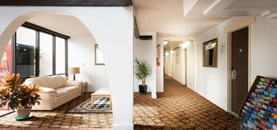 Granada Inn