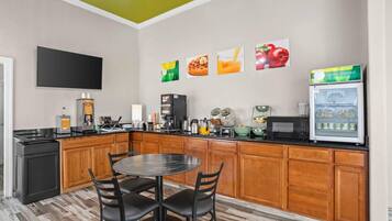 Free continental breakfast