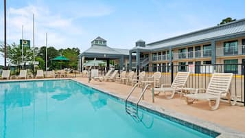 Seasonal outdoor pool