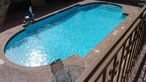 Pool - Days Inn by Wyndham San Antonio Lytle (Lytle)