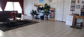 Days Inn by Wyndham San Antonio Lytle