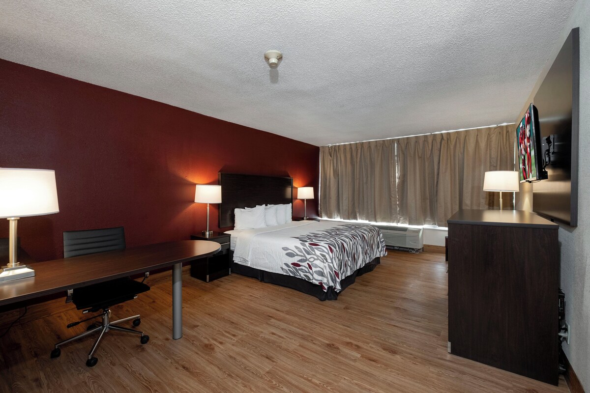 Chambre supérieure, 1 très grand lit, non-fumeur | Bureau, espace de travail pour ordinateurs portables
