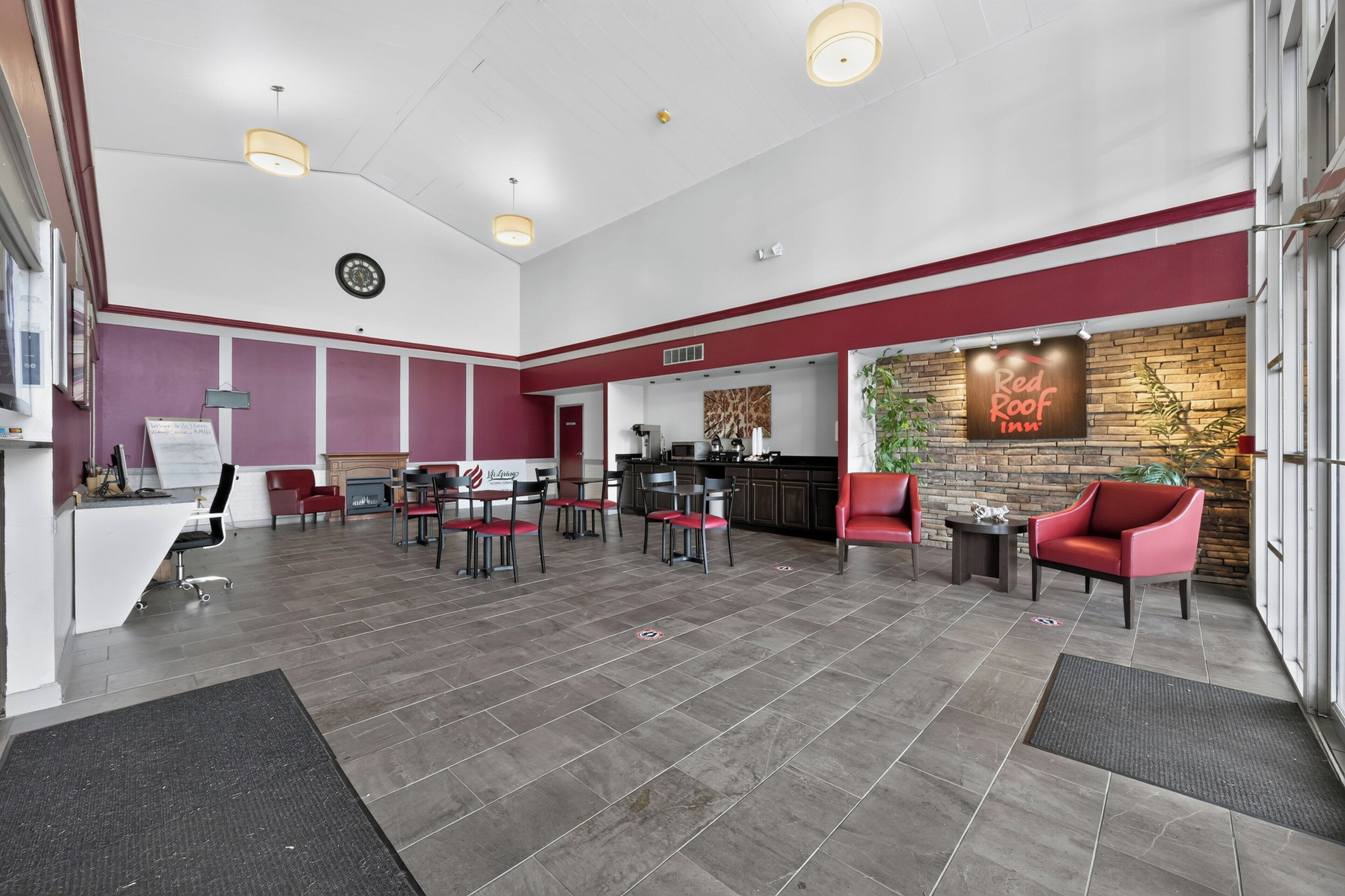 Lobby lounge
