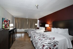 Desk, laptop workspace, blackout curtains, iron/ironing board - Red Roof Inn Marion, VA (Marion)
