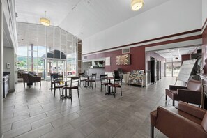 Lobby - Red Roof Inn Marion, VA (Marion)