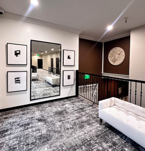 Ramada by Wyndham Tukwila Southcenter