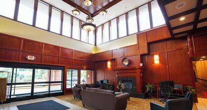 Ramada by Wyndham Tukwila Southcenter