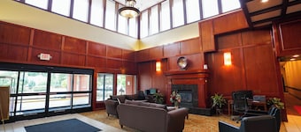 Ramada by Wyndham Tukwila Southcenter