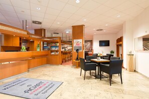 Lobby - ACHAT Hotel Schwarzheide Lausitz (Schwarzheide)