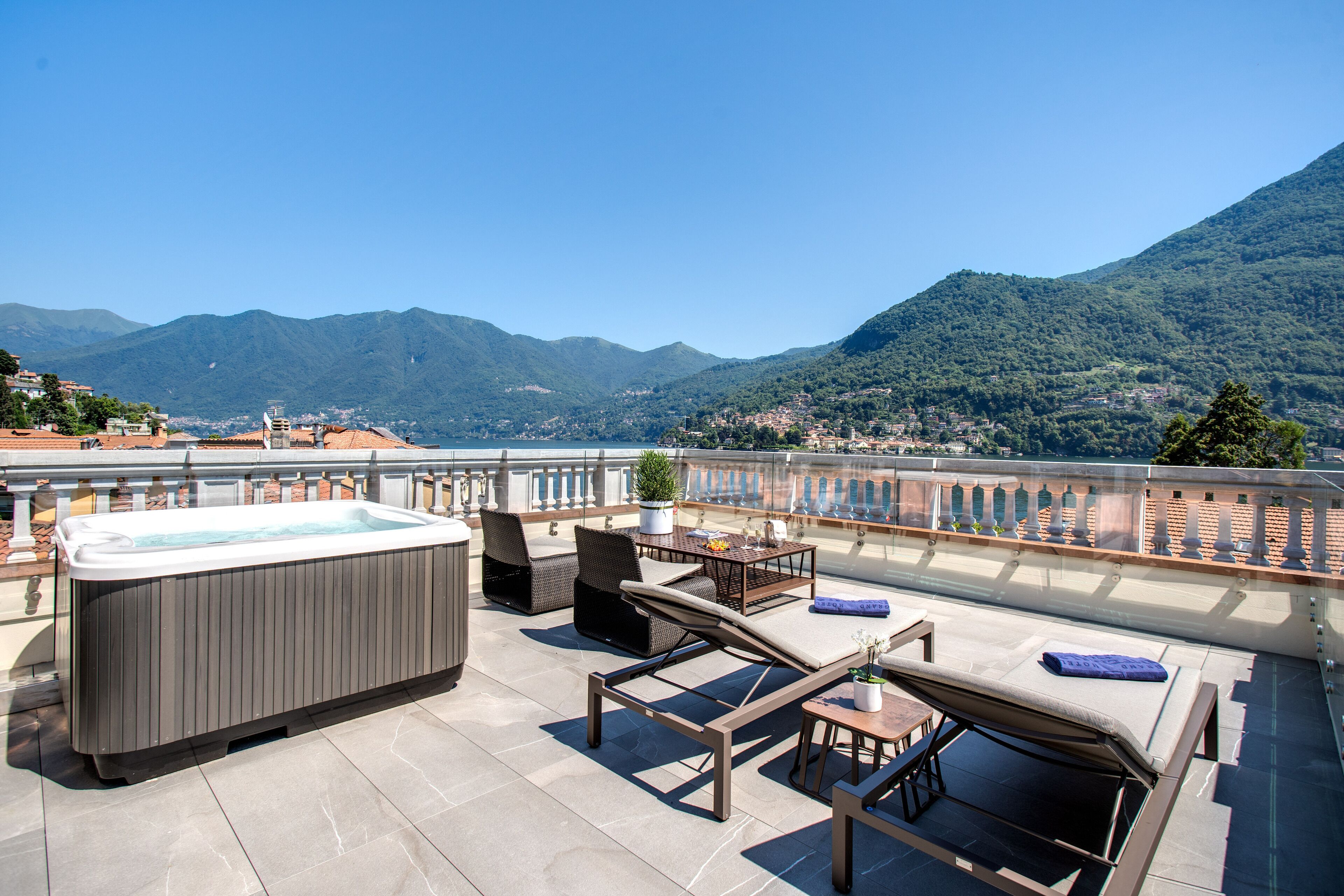 panoramic suite | view from room