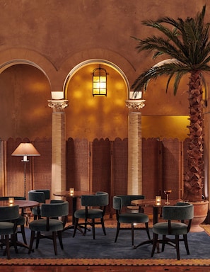 4 bars/lounges, cocktail bar, lobby lounge - The Hollywood Roosevelt (Los Angeles)