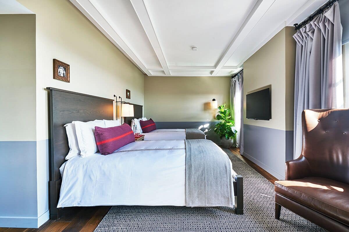 Egyptian cotton sheets, premium bedding, minibar, in-room safe