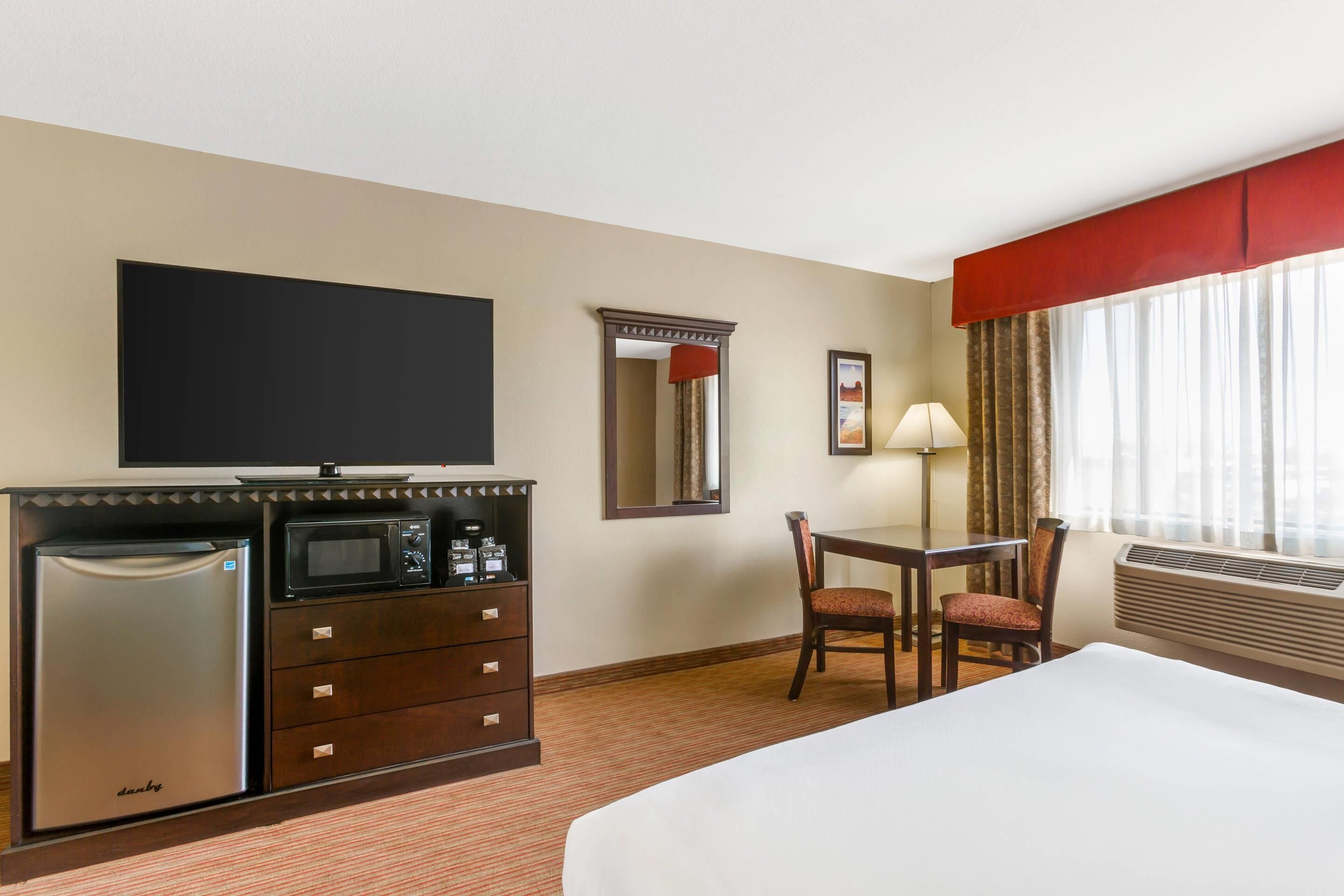 standard room, 2 queen beds, non smoking | premium bedding, desk, iron/ironing board, rollaway beds