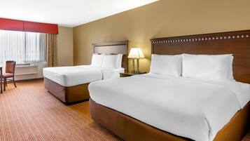 標準客房, 2 張加大雙人床, 非吸煙房 | 高級寢具、書桌、熨斗/熨衣板、折疊床/加床