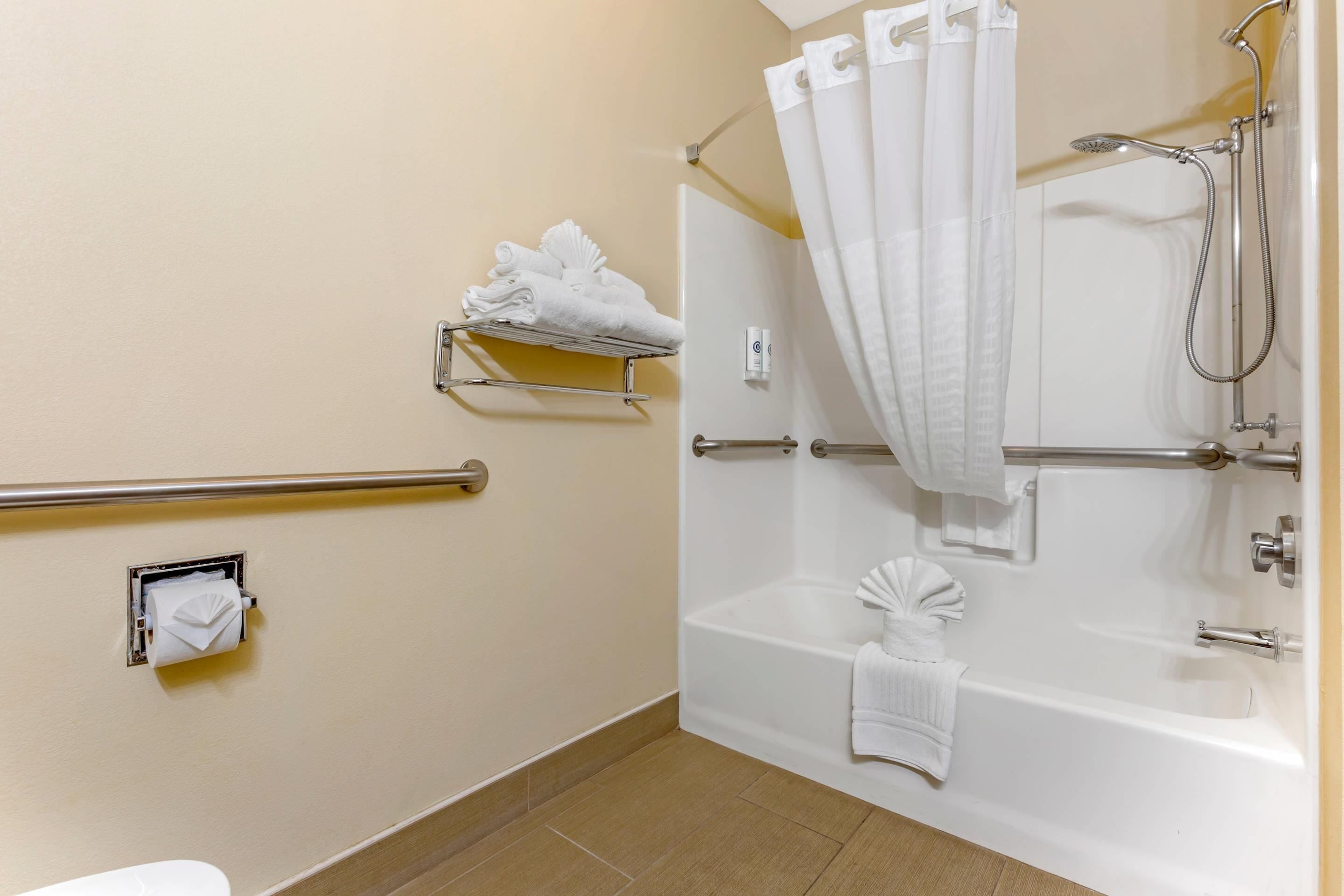 standard room, 1 queen bed, non smoking | premium bedding, desk, iron/ironing board, rollaway beds