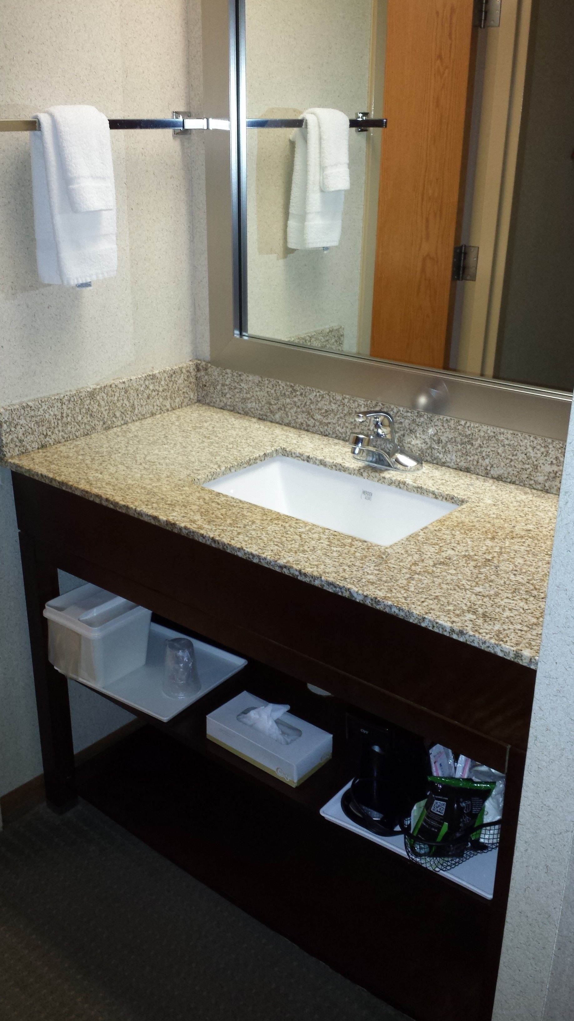 suite, 2 queen beds, non smoking | bathroom sink