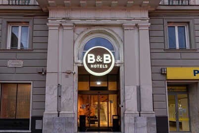 B&B HOTEL Genova Principe 