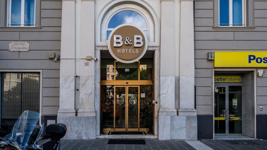 B&B HOTEL Genova Principe
