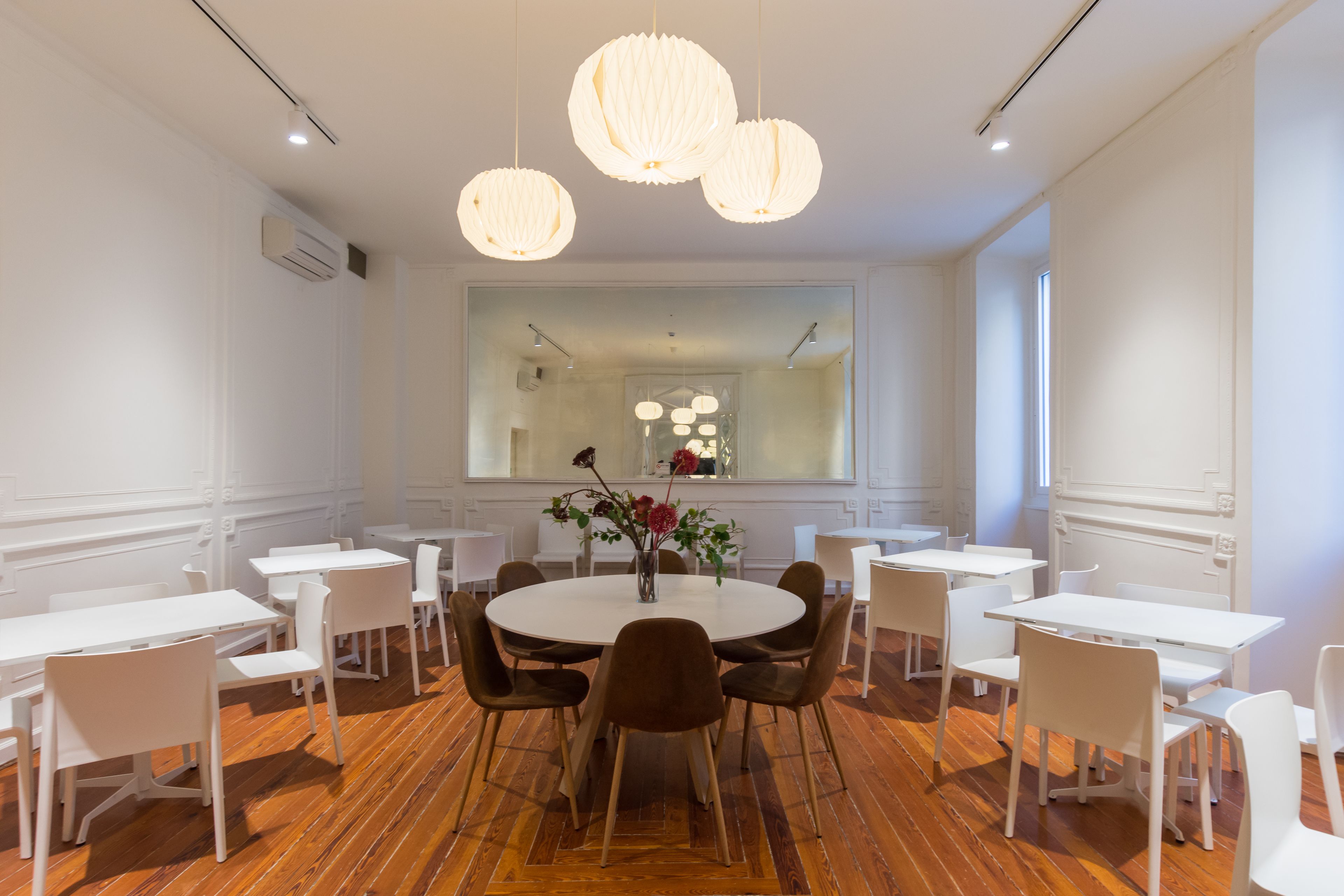 Colazione a buffet, servita tutte le mattine (7.9 EUR a persona) 