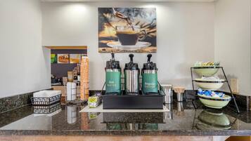 Colazione continentale inclusa, servita tutte le mattine