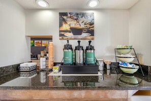 Free daily continental breakfast 