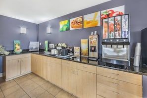 Free daily continental breakfast