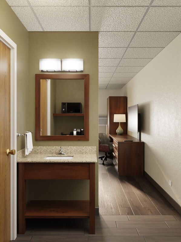 Premium bedding, pillow-top beds, in-room safe, desk