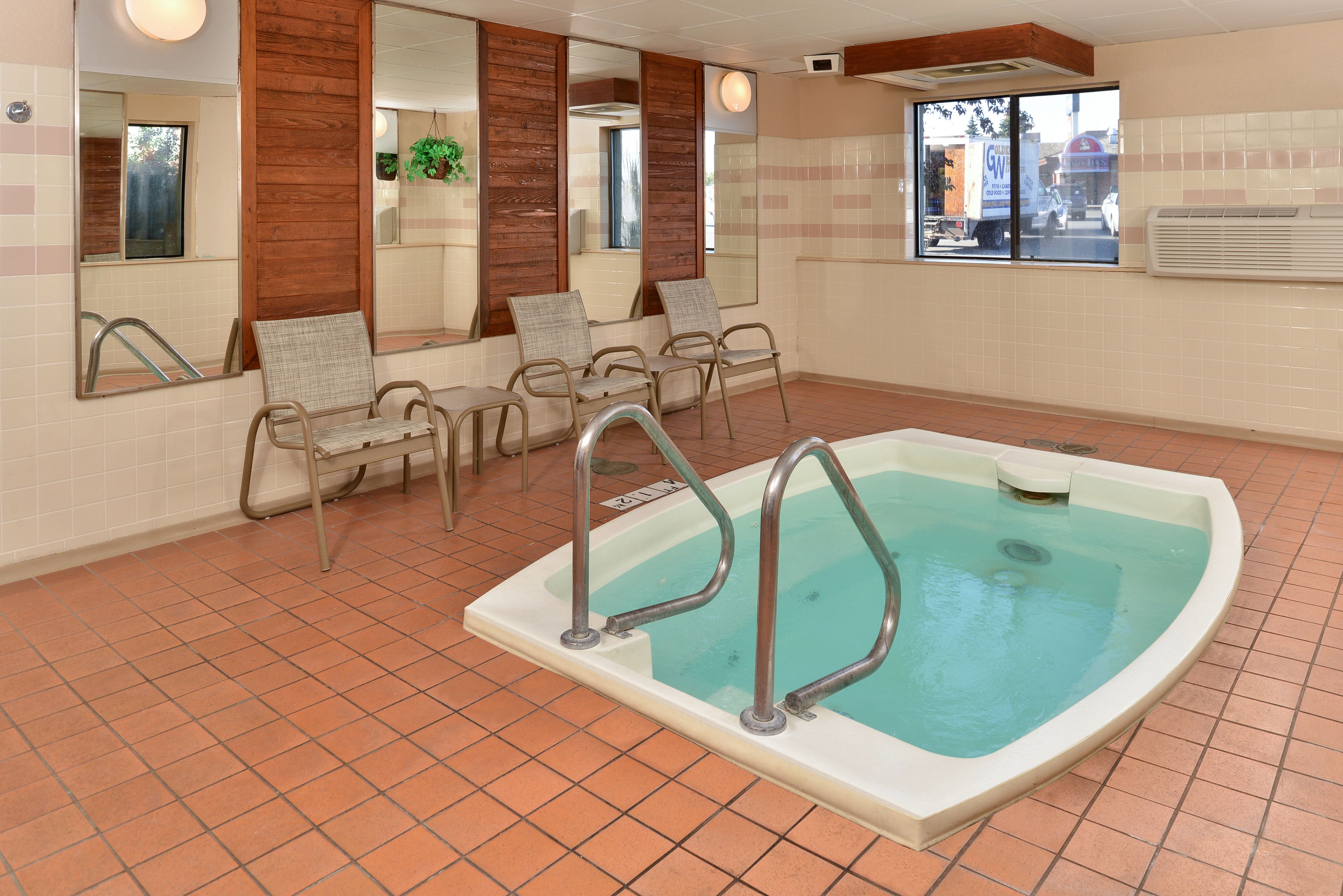 indoor spa tub
