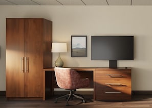 Premium bedding, pillowtop beds, in-room safe, desk