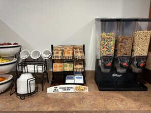 Desayuno bufé gratuito y diario