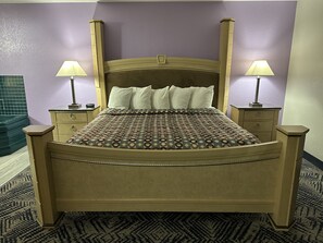 Deluxe Suite, 1 King Bed, Non Smoking | Premium bedding, blackout drapes, iron/ironing board
